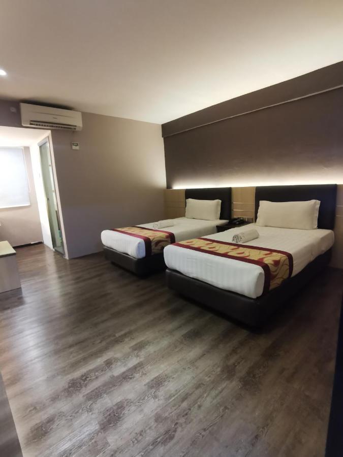 Palace Inn Miri Eksteriør bilde