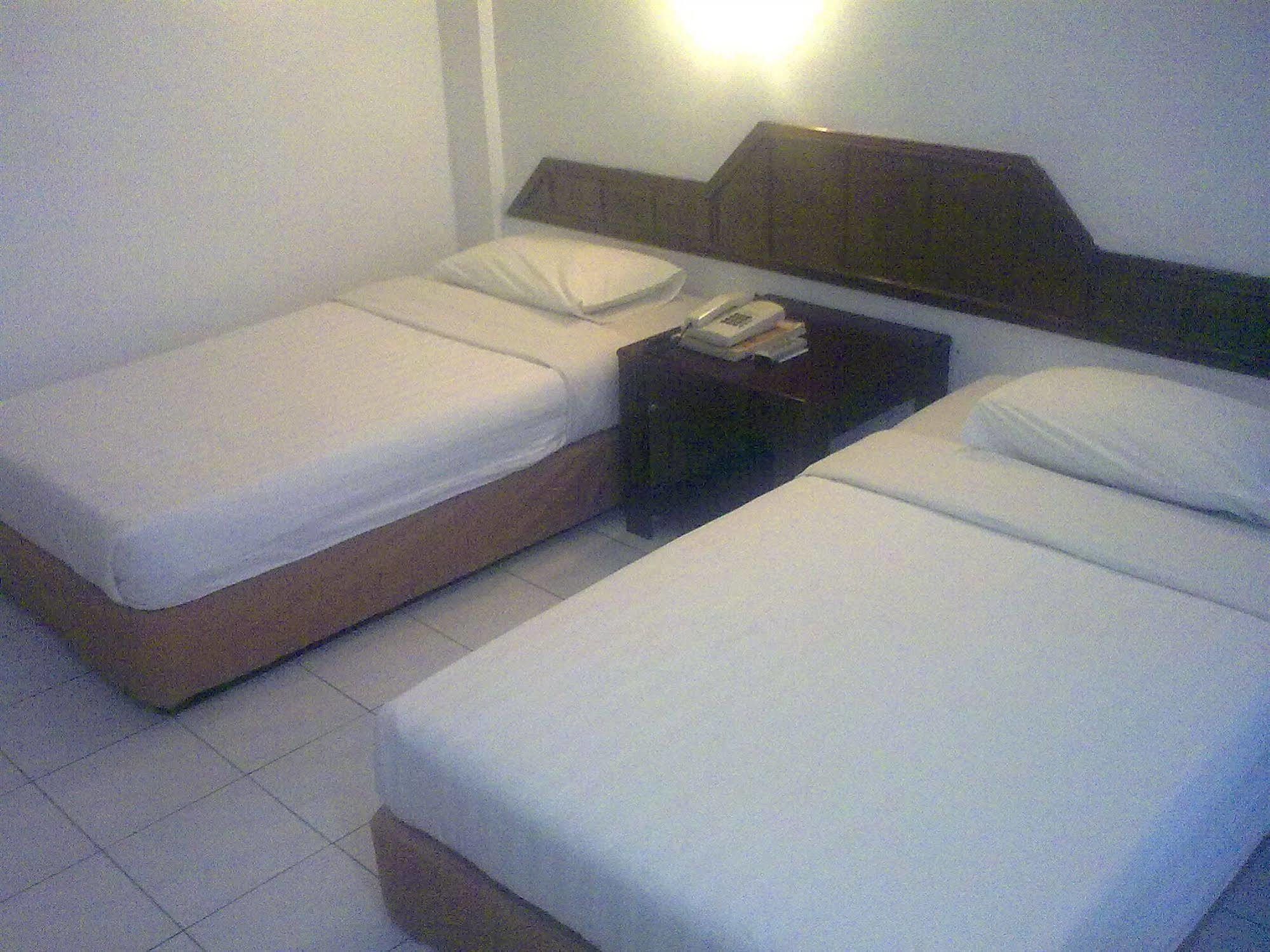 Palace Inn Miri Eksteriør bilde