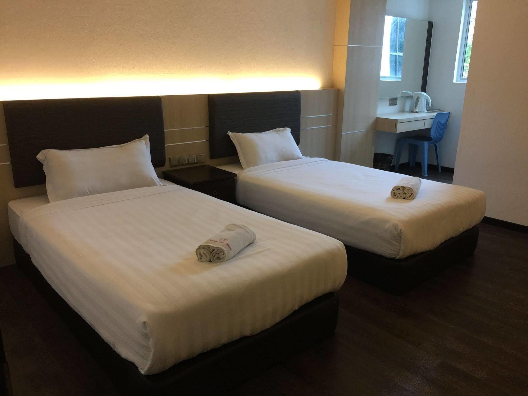 Palace Inn Miri Eksteriør bilde