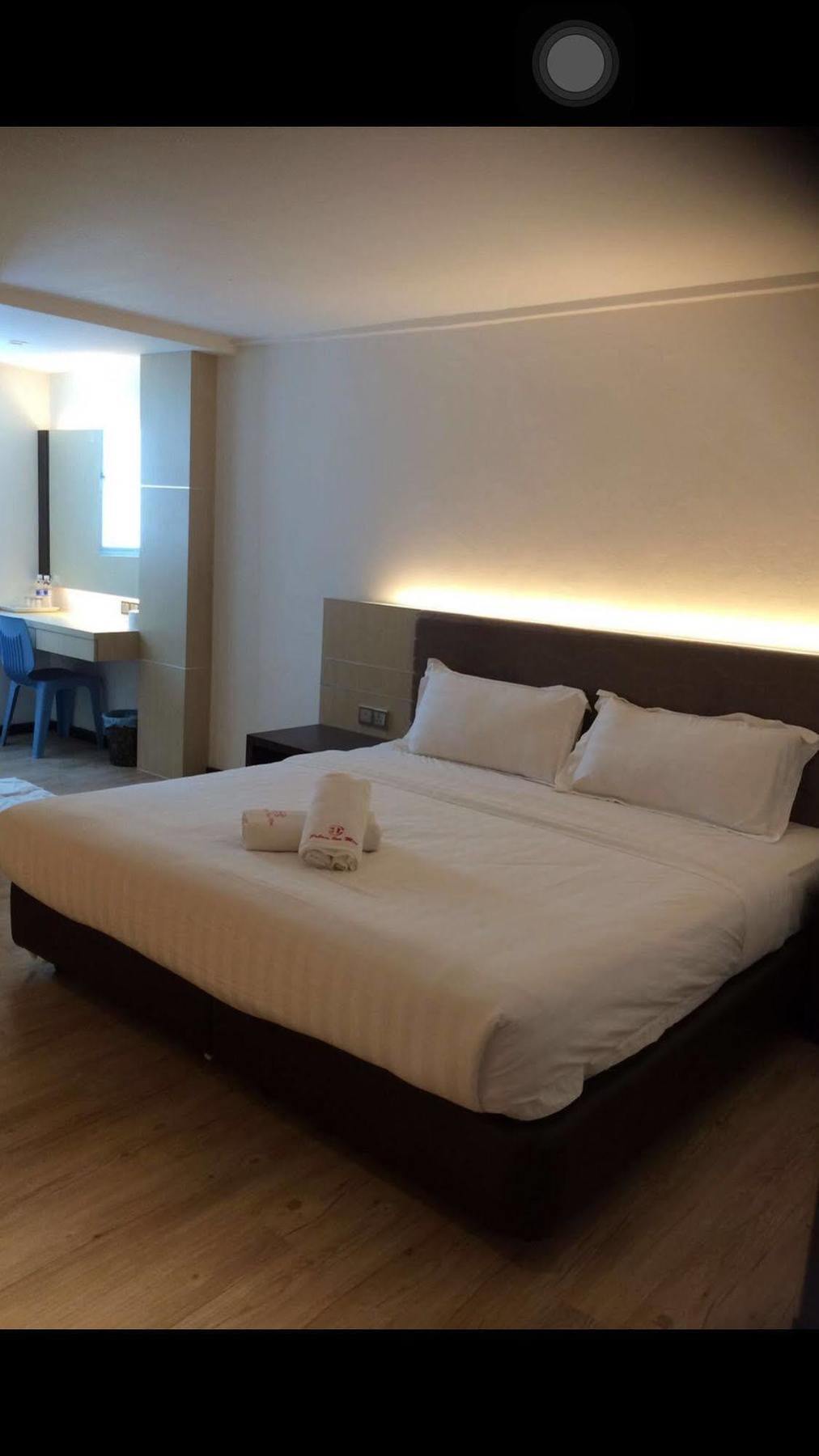 Palace Inn Miri Eksteriør bilde